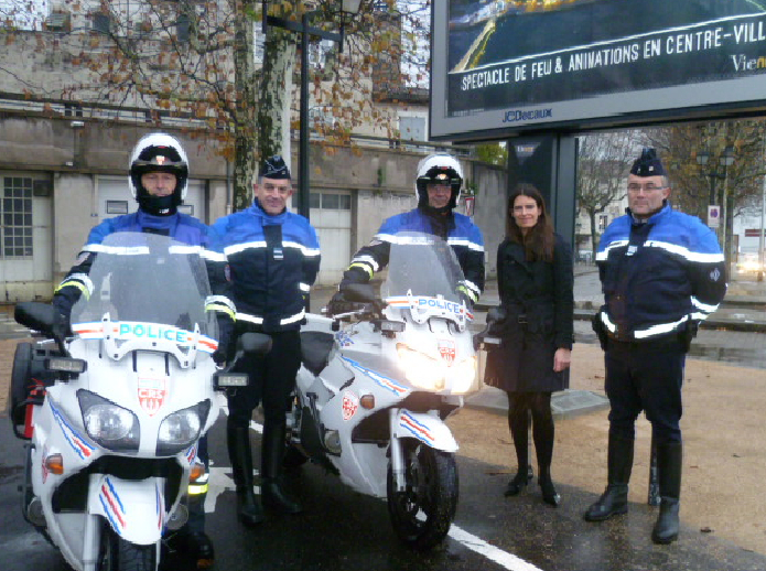 Opération contre les smartphones au volant ce matin à Vienne : les contrôles routiers vont se multiplier