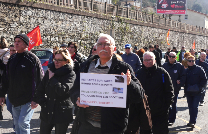 Journée de grève nationale : un millier de manifestants dans les rues de Vienne