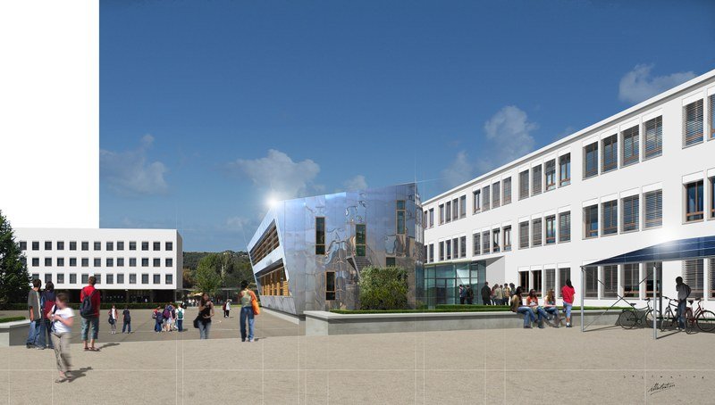 Lycée Galilée : l’opération rénovation des bâtiments, terminée.Il ne reste plus que les ateliers…