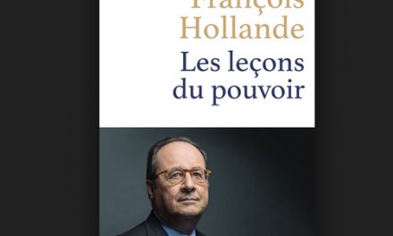 François Hollande dédicace jeudi son livre à la librairie Lucioles à Vienne