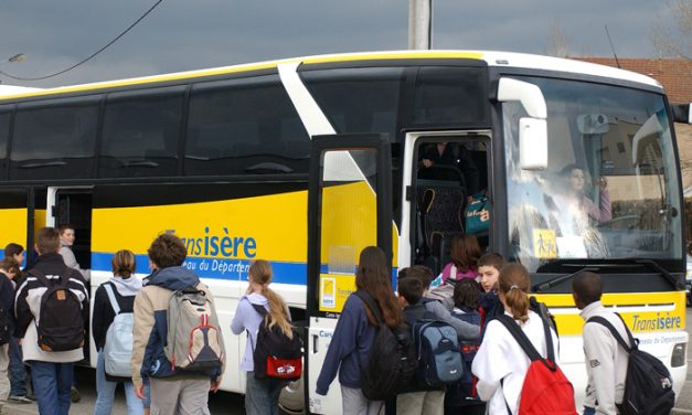Transport scolaires : gratuits pour la rive droite et possibilité désormais d&rsquo;inscription en ligne
