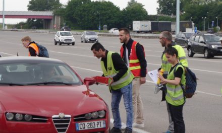 Près de 200 cheminots ont mené une opération « péage gratuit » à Reventin