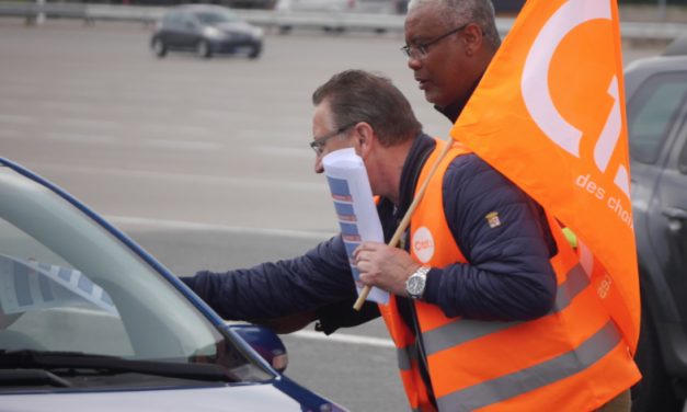 Près de 200 cheminots ont mené une opération « péage gratuit » à Reventin