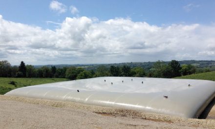 Labaronne-Citaf à Pont-Evêque construit la 1ère citerne souple d’une capacité de 2000 m3