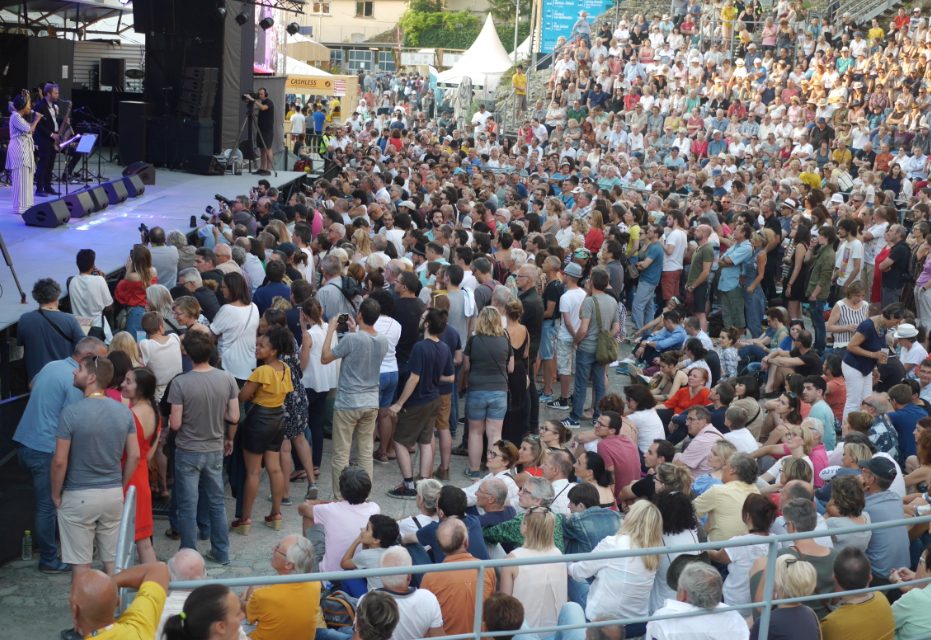 Elle a envoûté près de 7 500 festivaliers : Melody Gardot, l’émotion à fleur de peau