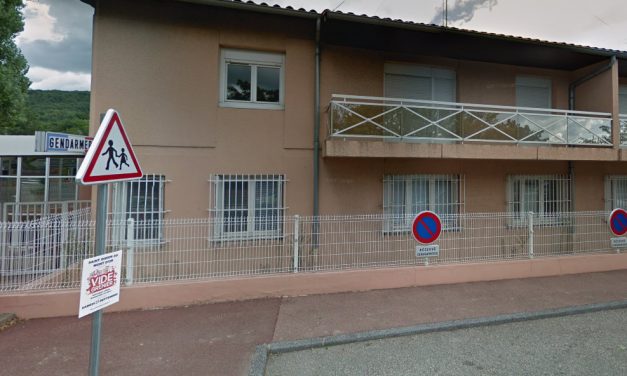 Fillettes mortes dans une gendarmerie à Limonest : la mère mise en examen pour assassinats