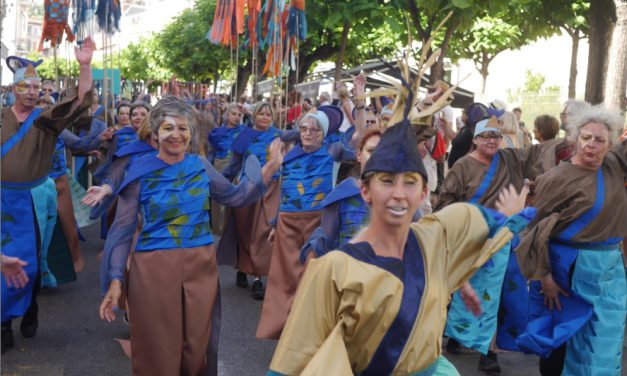 Le cours Romestang, avant la rue de la Ré : dernière répétition avant la Biennale de la Danse