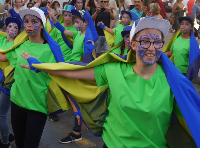 Le cours Romestang, avant la rue de la Ré : dernière répétition avant la Biennale de la Danse