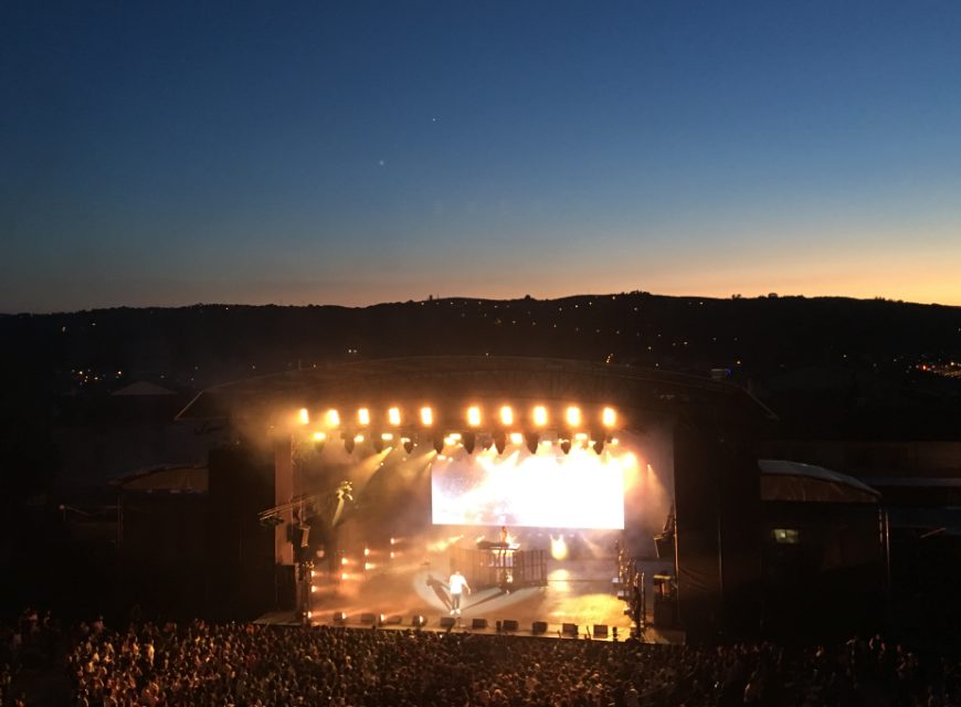 Théâtre antique de Vienne : Kikesa, Kalash et Damso sont sur un bateau…