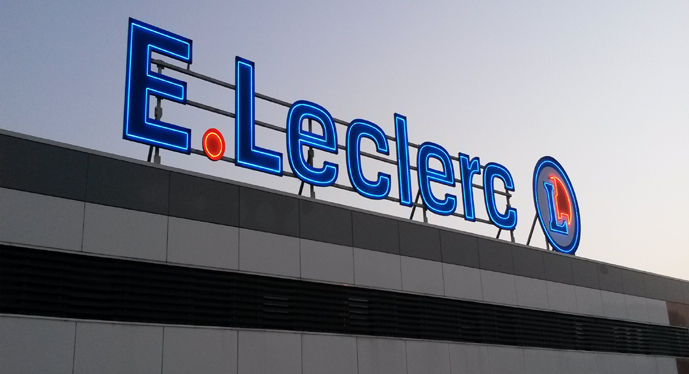 Jusqu’à -16 % : les centres Leclerc vont vendre de l’électricité discount à la rentrée !