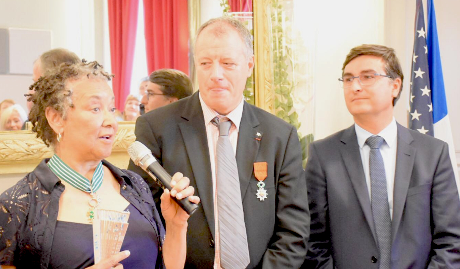 Rhoda Scott reçoit en mairie de Vienne la médaille de Commandeur de l’Ordre des Arts et Lettres