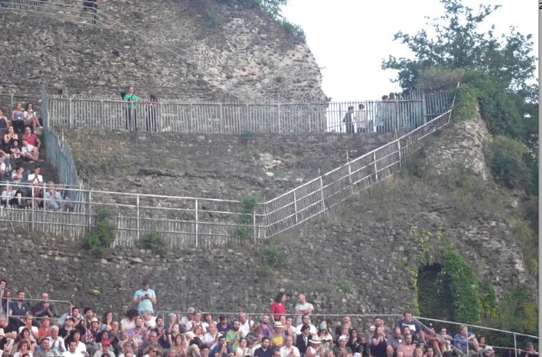 Le théâtre antique de Vienne bénéficiera l’année prochaine de 500 places supplémentaires…