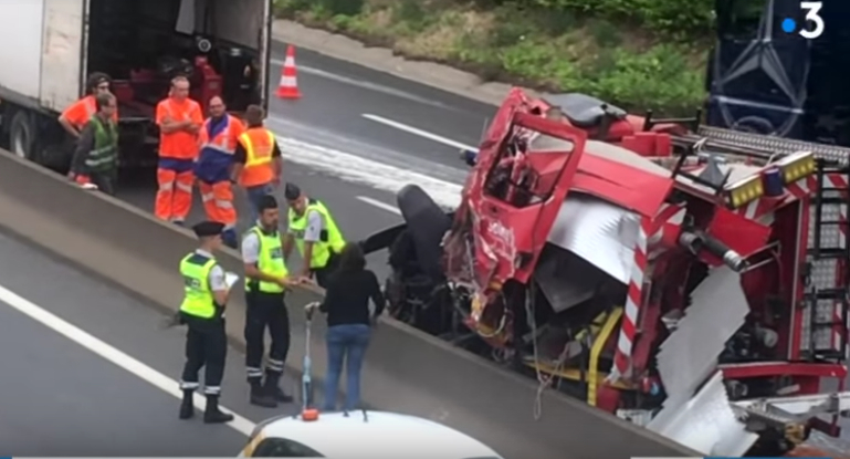 Lyon: il dérobe un camion de pompiers, s’enfuie et se tue avec sur l’autoroute A47