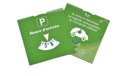 Disque vert : si vous voulez bénéficier de 2 heures de stationnement gratuit à Vienne, optez pour les voitures écolos…