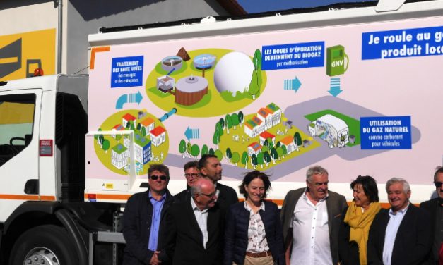 Le 1er véhicule, une benne à ordures, roulant au gaz est arrivé dans l&rsquo;agglomération : 4 autres vont suivre…