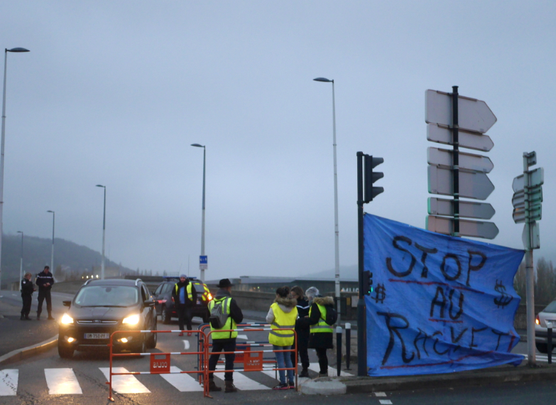 Mouvement des gilets jaunes à Vienne ce matin : 2 incidents, des ralentissements, mais pas de bouchon