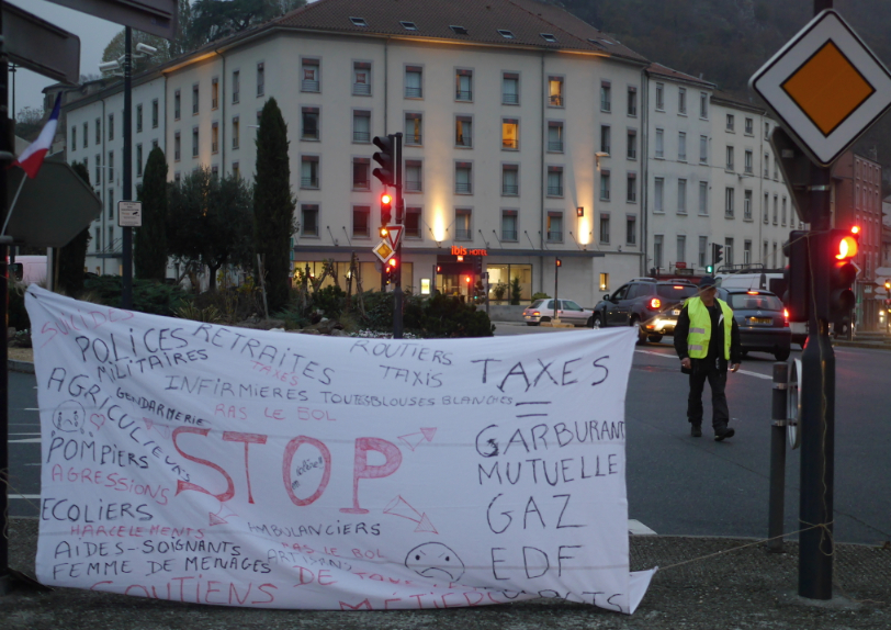 Mouvement des gilets jaunes à Vienne ce matin : 2 incidents, des ralentissements, mais pas de bouchon