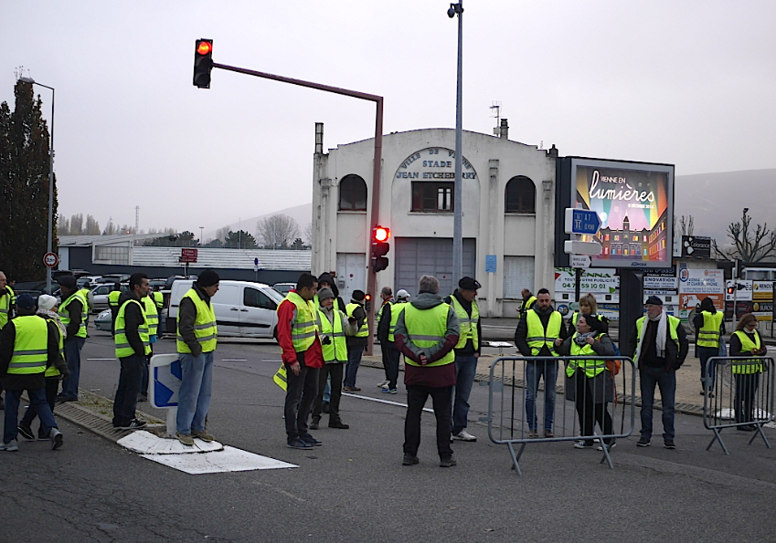 Mouvement des gilets jaunes à Vienne ce matin : 2 incidents, des ralentissements, mais pas de bouchon