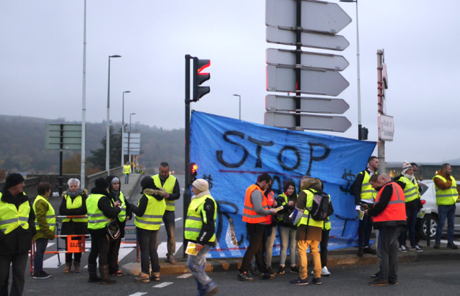 « Gilets jaunes » dans le Rhône : le point de la situation à la mi-journée