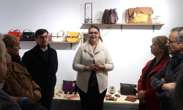 Créée par une commerçante de 22 ans : la première « boutique test » de Vienne, dédiée à la maroquinerie, inaugurée
