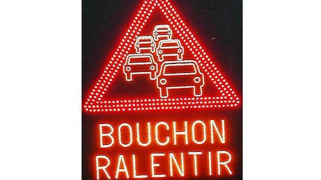 Un total de 20 km de bouchons : les « gilets jaunes » ont bloqué l’A47 hier après-midi