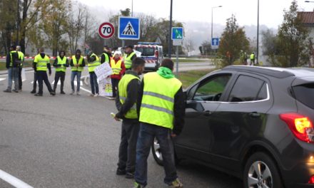 Gilets jaunes : pour les CCI, « la situation de nombreuses entreprises est critique, l’ordre doit être rétabli »