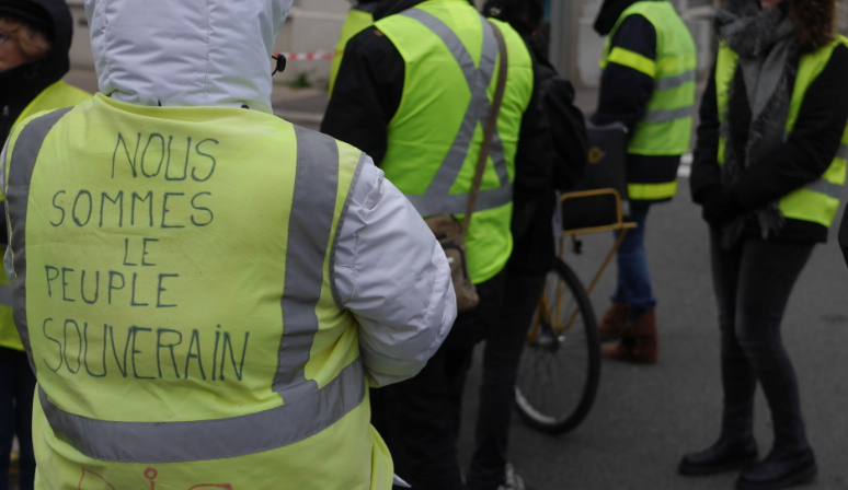 400 gilets jaunes manifestent à nouveau à Vienne, cette fois pour un Référendum d’Initiative Citoyenne