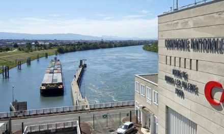 Plus un bateau naviguant sur le Rhône, pendant 9 jours à partir de dimanche