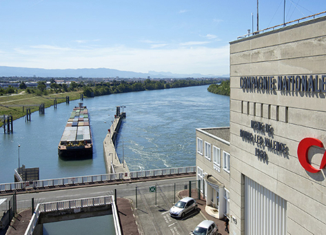 Plus un bateau naviguant sur le Rhône, pendant 9 jours à partir de dimanche