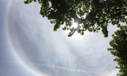 Un bien étrange étrange halo lumineux dans le ciel observé par les Lyonnais et les Nord-Isérois