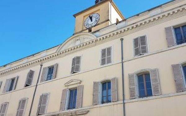 Au Collège Ponsard à Vienne : l’élève agresse une surveillante, il est emmené au commissariat