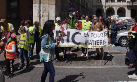 Manifestation du 1er mai à Vienne : une convergence Gilets jaunes, Gilets verts, mais pas rouges…