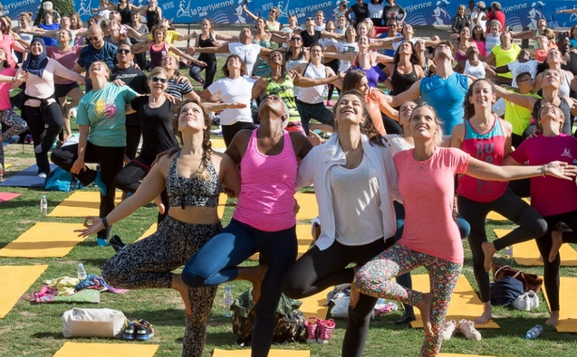 Dimanche : Yoga Géant pour la bonne cause sur le toit du musée de Saint-Romain-en-Gal…