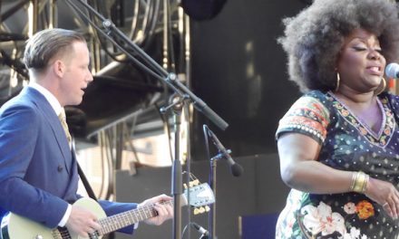 La quotidienne TV de Jazz à Vienne : le concert d’ouverture devant 3 000 festivaliers, les coulisses, Cybèle…