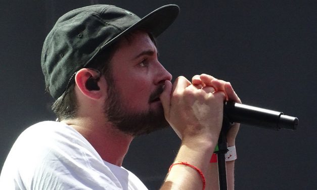 Retour en images sur les Authentiks : 6 500 festivaliers en transe au théâtre antique pour BigFlo & Oli, and co…