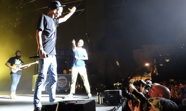 Retour en images sur les Authentiks : 6 500 festivaliers en transe au théâtre antique pour BigFlo & Oli, and co…