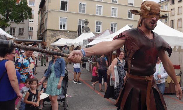 Fête Historique de Vienne : animations colorées, orage, musiques et bagarres, retour sur images