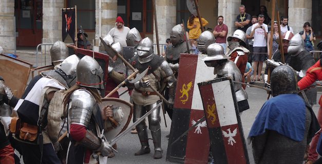 Fête Historique de Vienne : animations colorées, orage, musiques et bagarres, retour sur images