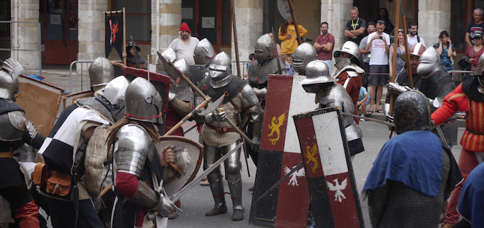 Fête Historique de Vienne : animations colorées, orage, musiques et bagarres, retour sur images