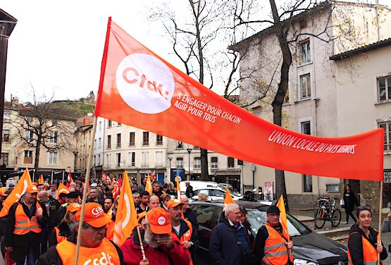 A Vienne, la CFDT, l’UNSA et la CGC, au côté de la CGT et de FO : première manif unitaire depuis le début du conflit