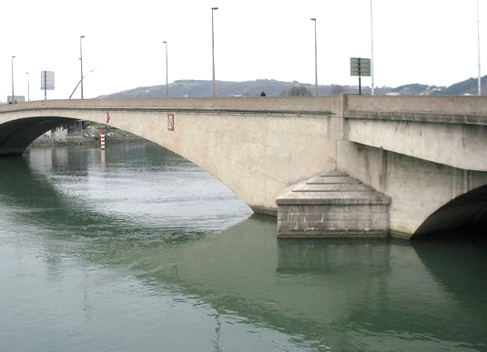 Il se jette dans le Rhône à Vienne cette nuit, pour échapper à un contrôle de police