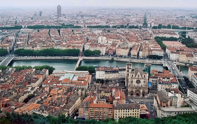 Le port du masque sera obligatoire dès samedi à Lyon dans toutes les rues les plus fréquentées