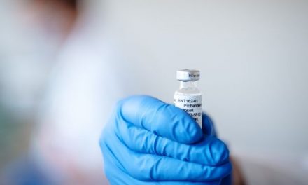 Le vaccin anti-Covid de Pfizer de conception totalement nouvelle va-t-il enfin nous sortir de la nasse épidémique ?