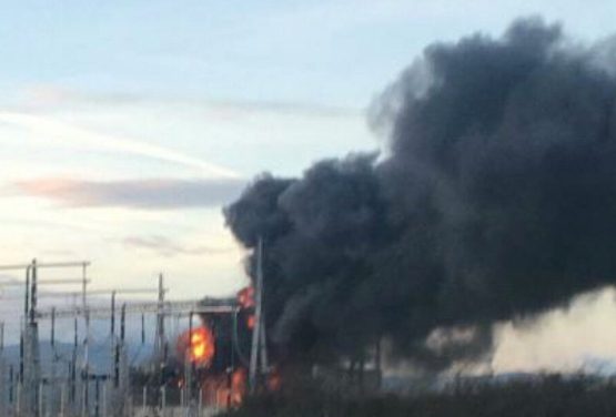 Importantes fumées noires près de Givors ce matin : un transformateur d’une ligne à 400 000 volts en feu