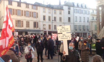 La “Marche des Libertés” rassemble 150 personnes à Vienne contre la loi “sécurité globale”