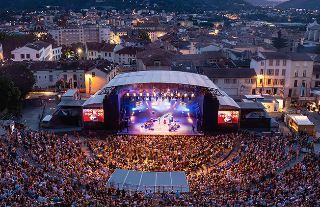 Jazz à Vienne confirme sa forte volonté d’organiser sa 40ème édition, du 23 juin au 10 juillet 2021