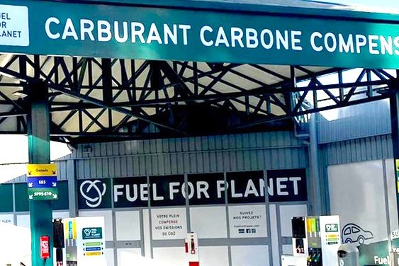 Ouverture à Bourgoin-Jallieu de la 1ère station-service 100 % carbone compensé d&rsquo;Auvergne-Rhône-Alpes