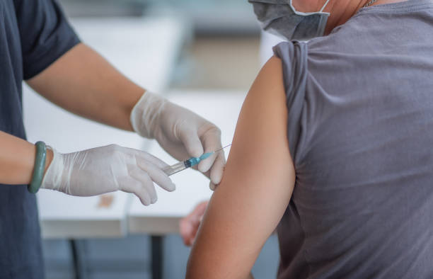 Professionnels de santé : le couperet de la vaccination obligatoire (97 % aux HCL ?) proche de tomber