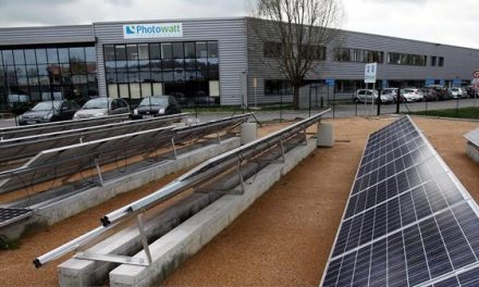 Photowatt à Bourgoin-Jallieu : le dernier fabriquant français de panneaux photovoltaïques va-t-il disparaître ?