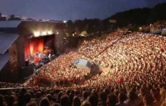 Après Jazz à Vienne, le Festival des “Nuits de Fourvière” à Lyon annonce sa tenue : du 27 mai au 31 juillet